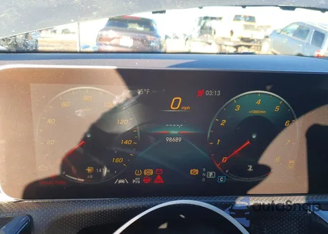 2019 Mercedes-Benz A 220 z USA, uszkodzony, nr VIN WDD3G4EB8KW005771